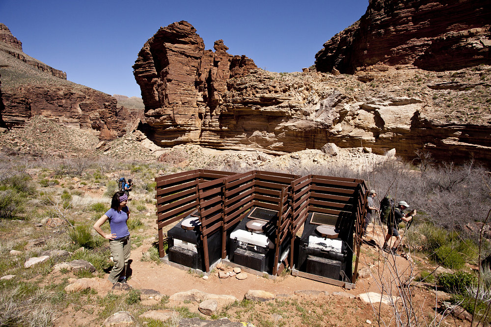 Monument Creek Bathroom - Grand Canyon - Boucher, Tonto, Bright